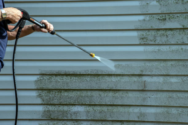 Best Pool Deck Cleaning  in Rm Beach, WA